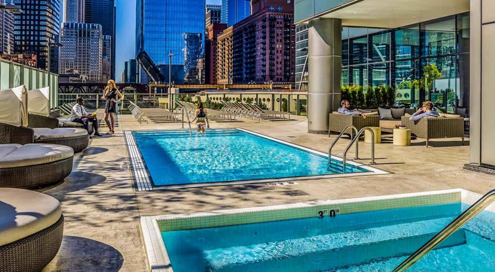 Nvcll Chicago Hotel Exterior photo